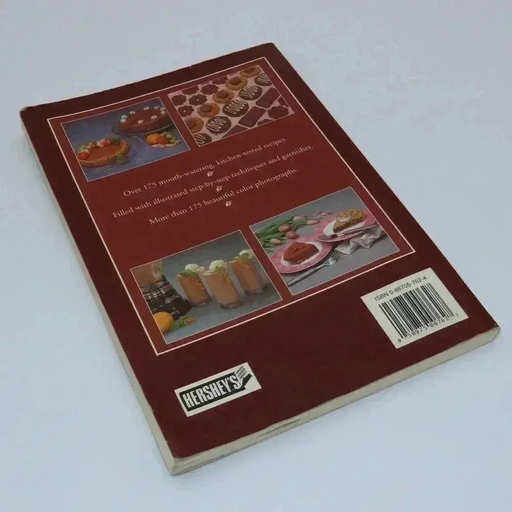 Vintage 1993 Hershey’s Chocolate Lover’s Cookbook Recipes Cookbook Baking - Picture 2 of 5